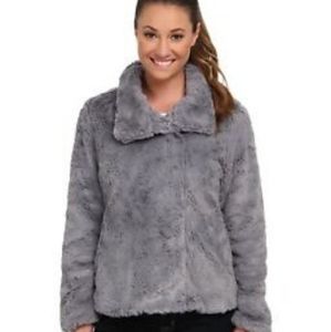 Patagonia faux fur pelage jacket